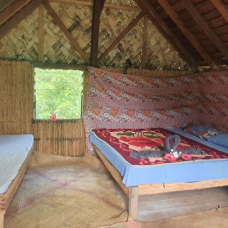 Island Paradise Bungalows Lenkuru Exterior photo